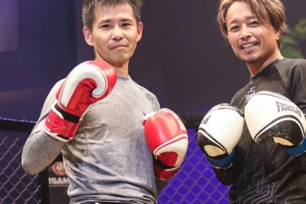 宋义进正式退役出任电竞战队教练,传奇中单身份转换开启人生新篇章